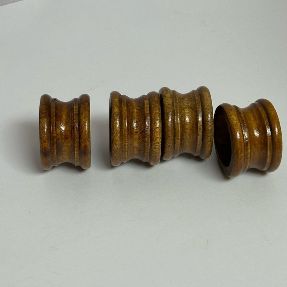Wooden Napkin Rings Set of 4 Brown Wood Grain
